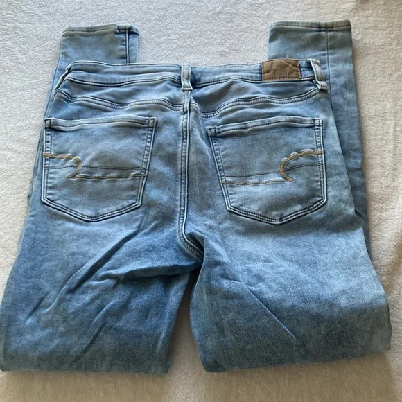 American Eagle Jeans - Picture 4 of 6
